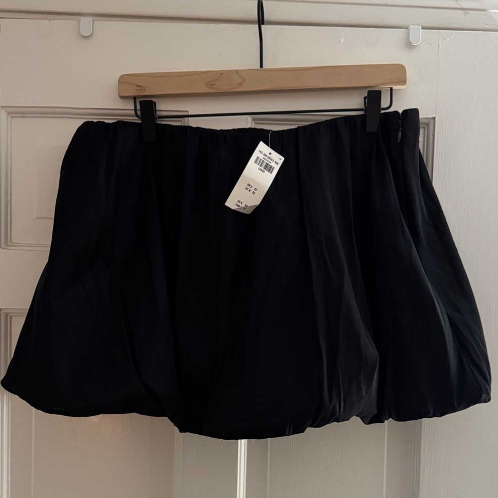 Black Bubble Skirt Abercrombie and Fitch